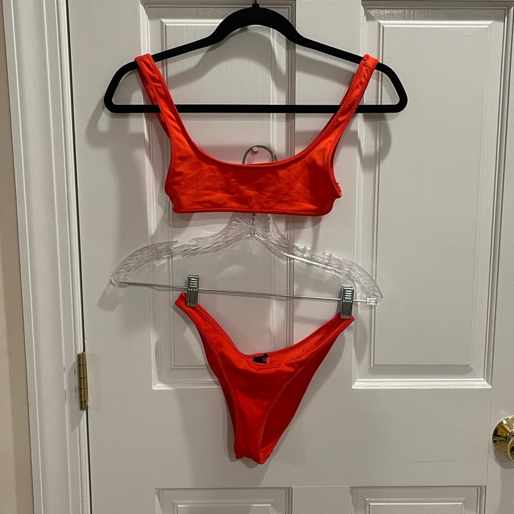 Triangl red bikini set